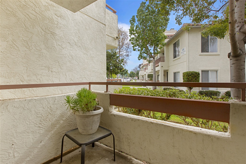 405 Ribbon Beach Way, Unit 242 Oceanside, CA 92058 - Photo 17 of 25 Gallery Image 17