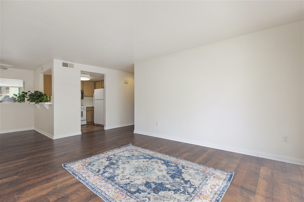 405 Ribbon Beach Way, Unit 242 Oceanside, CA 92058 - Photo 8 of 25 Gallery Image 8