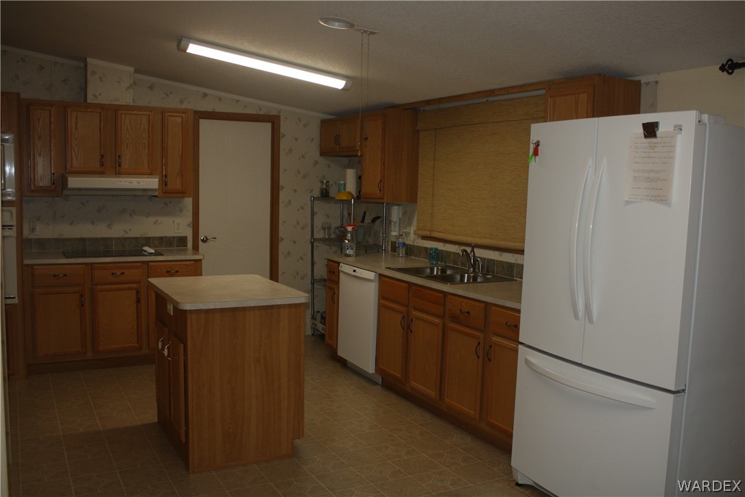 3375 Ridge View Avenue Bullhead City, AZ 86429 - Photo 5 of 15 Gallery Image 5