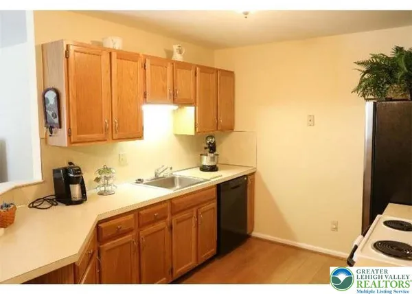 $2,150 | 163 Lindfield Circle, Macungie, PA 18062