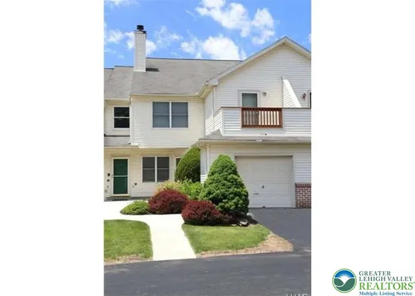 $2,150 | 163 Lindfield Circle, Macungie, PA 18062