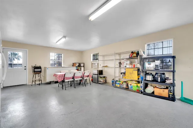 $299,990 | 160 Darden Drive, Anahuac, TX 77514