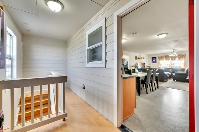 $299,990 | 160 Darden Drive, Anahuac, TX 77514