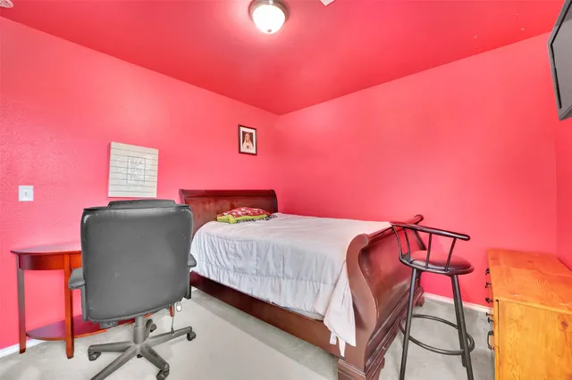 $299,990 | 160 Darden Drive, Anahuac, TX 77514