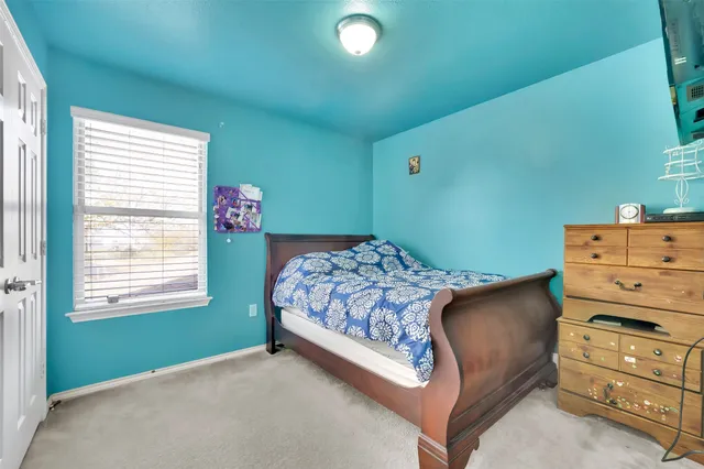 $299,990 | 160 Darden Drive, Anahuac, TX 77514