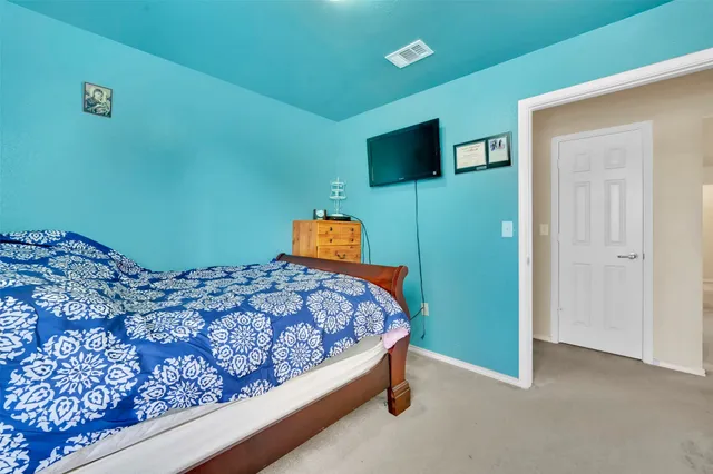 $299,990 | 160 Darden Drive, Anahuac, TX 77514