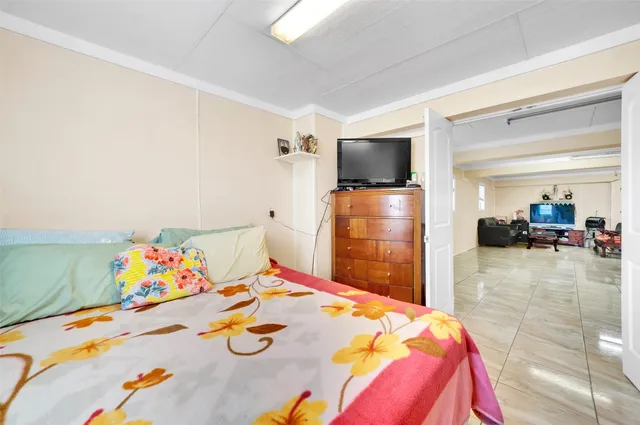 $299,990 | 160 Darden Drive, Anahuac, TX 77514