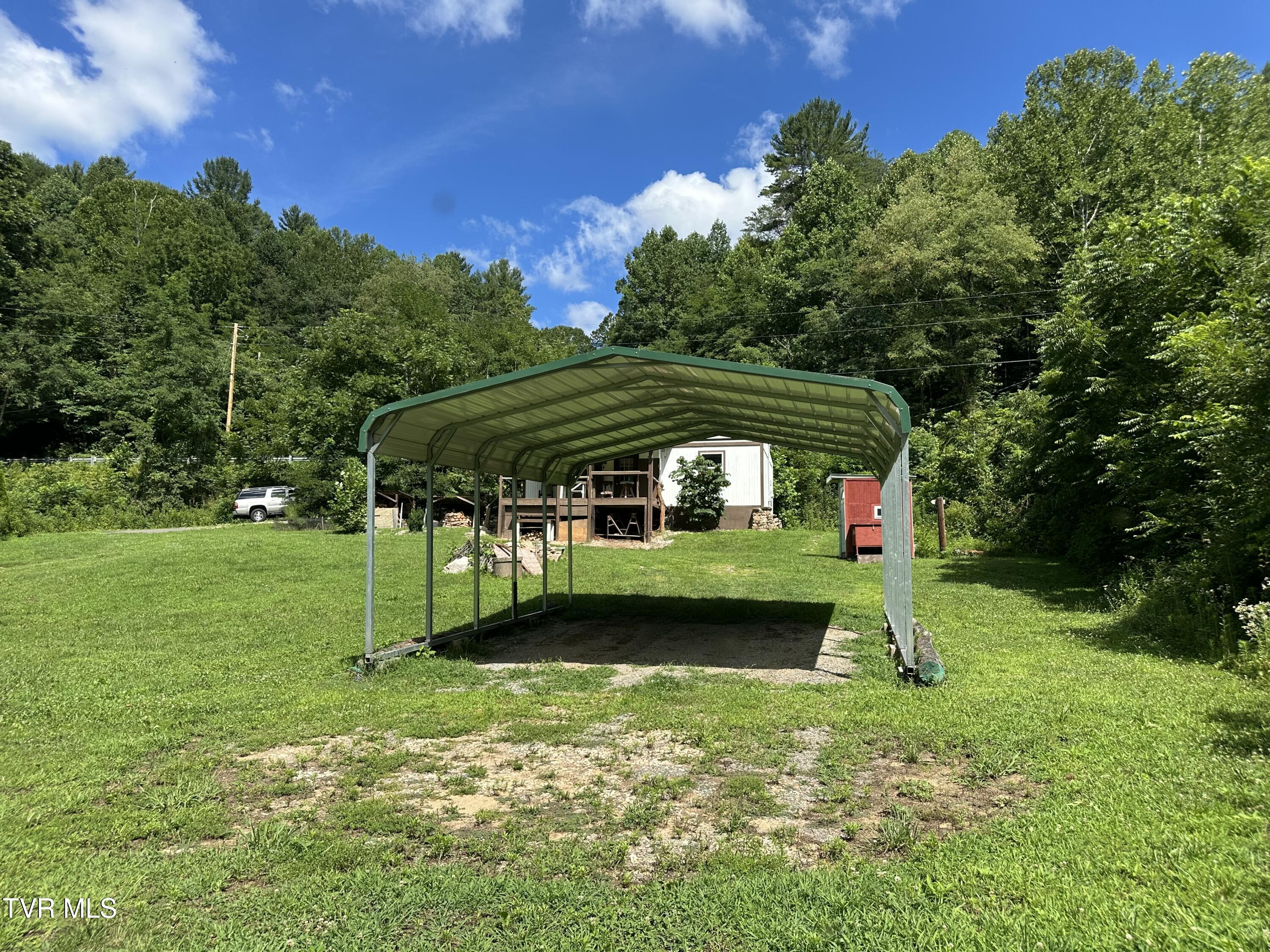 8777 Roan Creek Road Butler, TN 37640 - Photo 27 of 50 IMG_4645