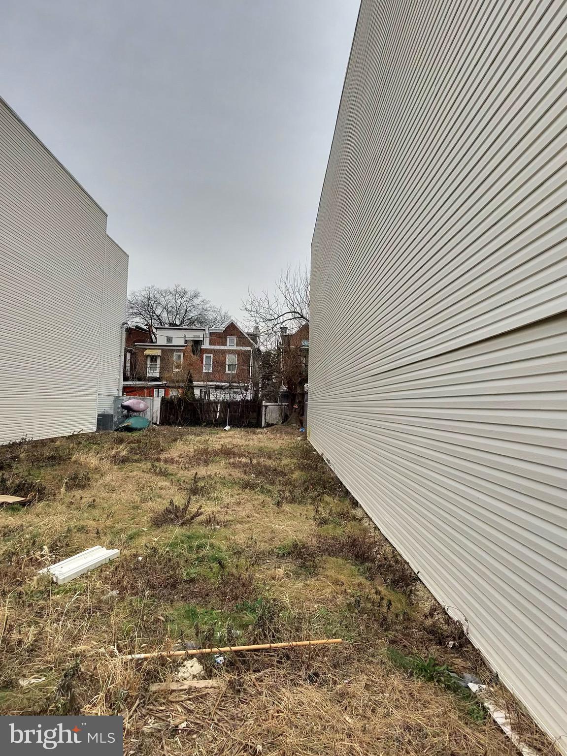 17 Farson Street Philadelphia, PA 19139 - Photo 4 of 6 a living room with furniture