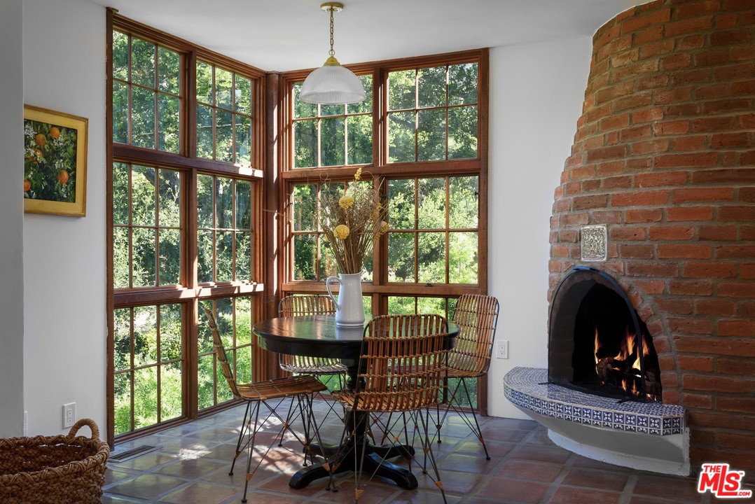 999 Hot Springs Road Santa Barbara, CA 93108 - Photo 7 of 21