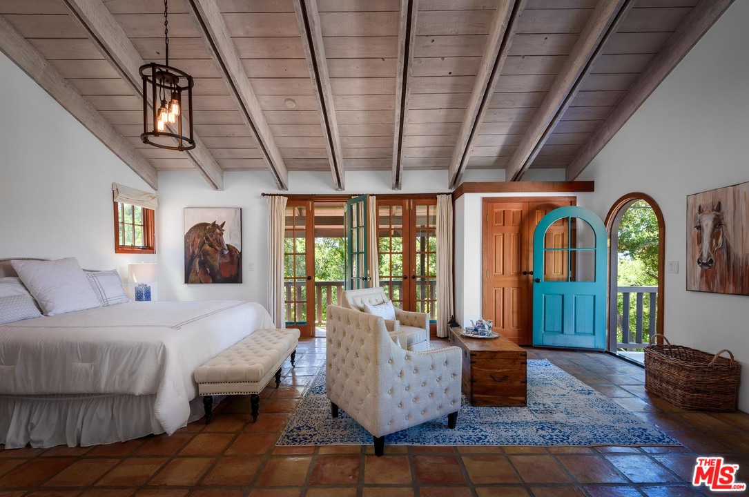 999 Hot Springs Road Santa Barbara, CA 93108 - Photo 8 of 21