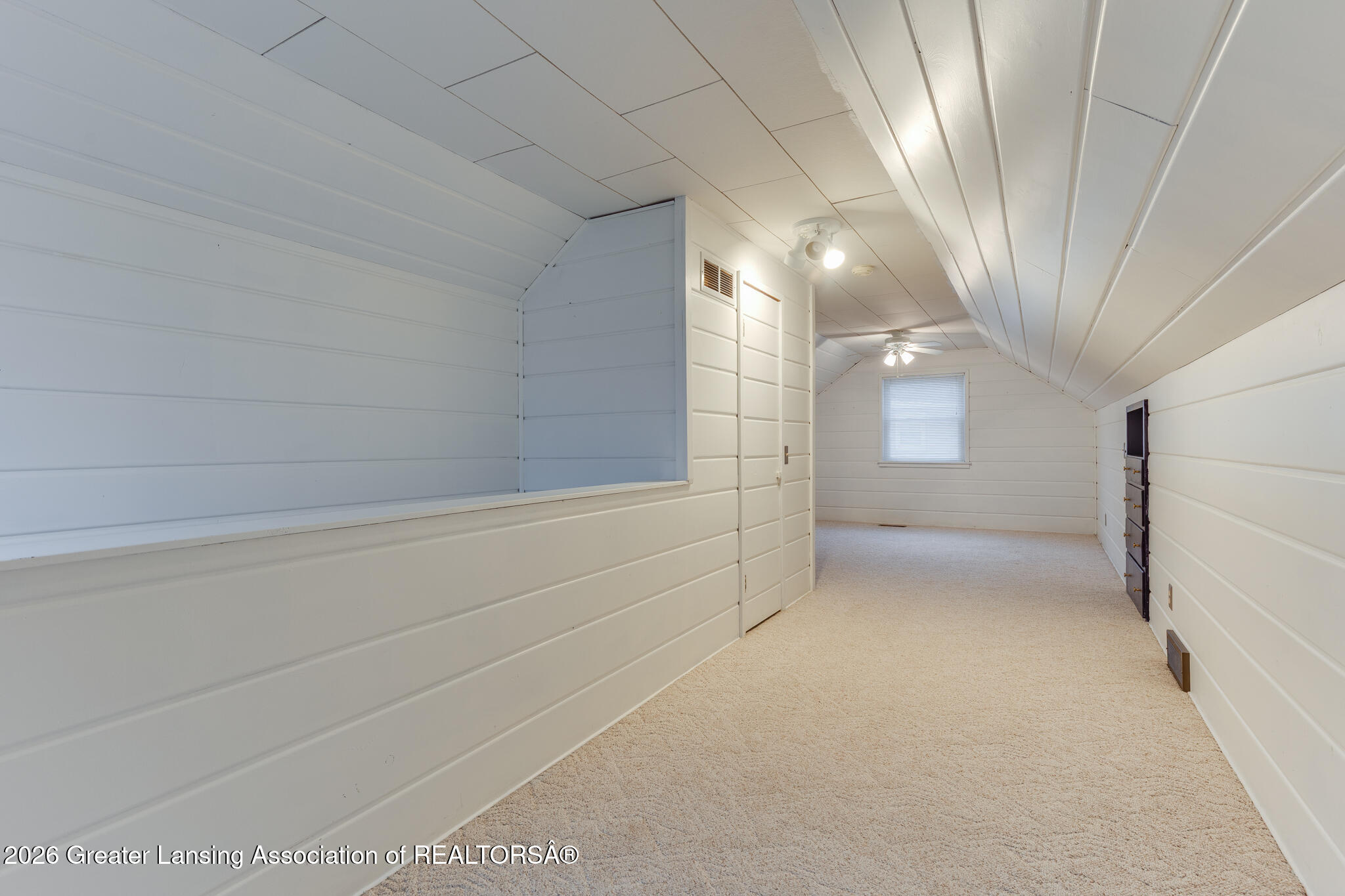 2210 Fairfax Road Lansing, MI 48910 - Photo 15 of 25 2210_Fairfax_KIM-29