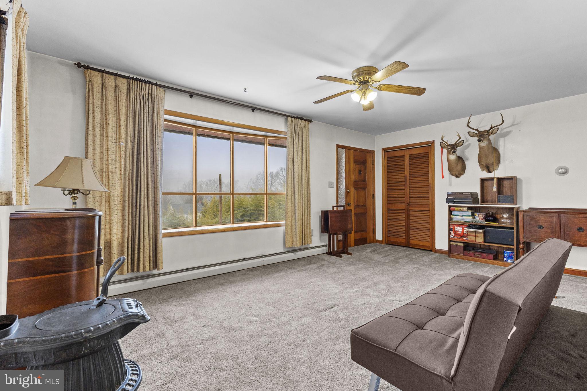 4460 Druck Valley Road York, PA 17406 - Photo 12 of 38