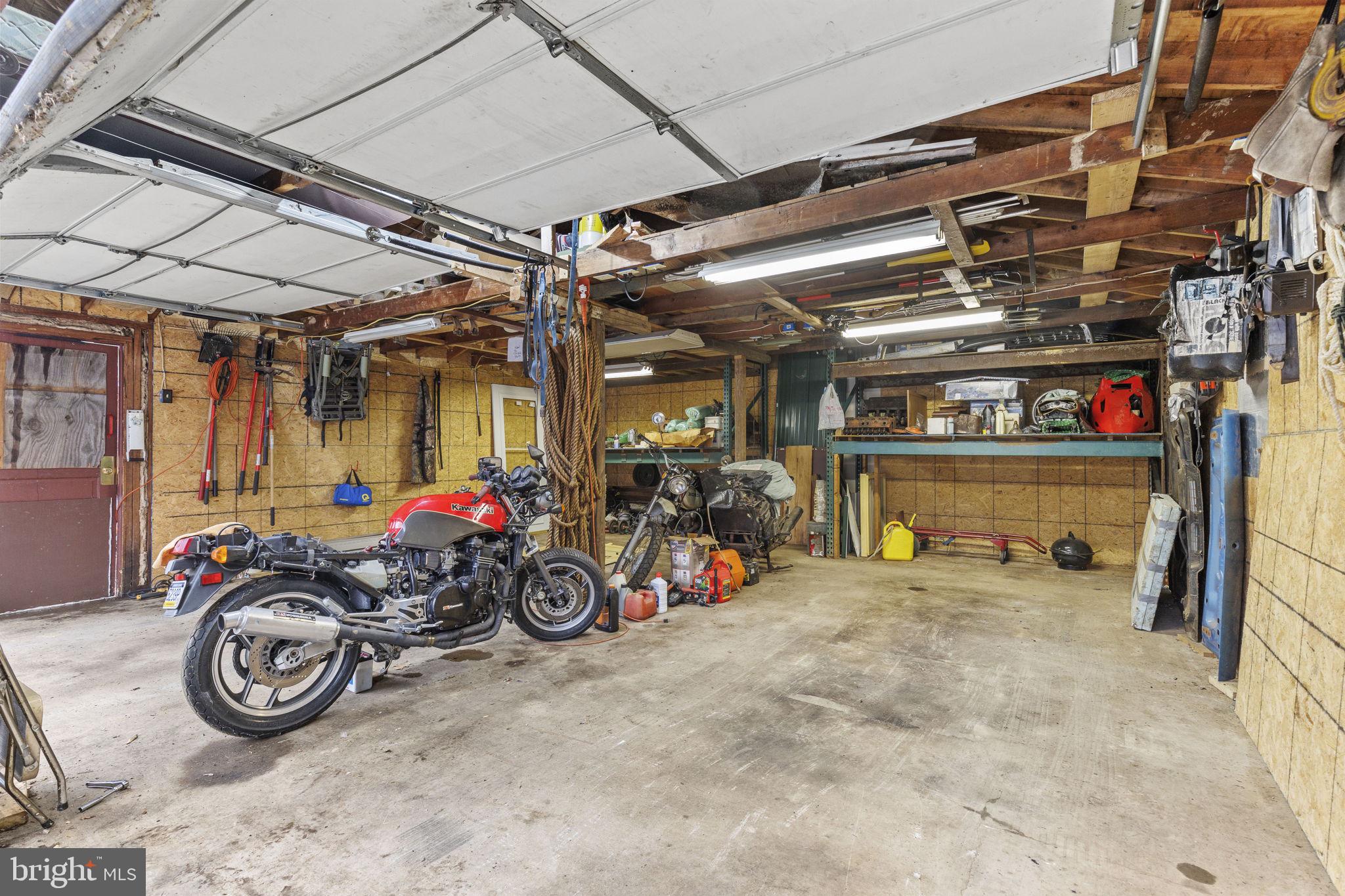 4460 Druck Valley Road York, PA 17406 - Photo 33 of 38