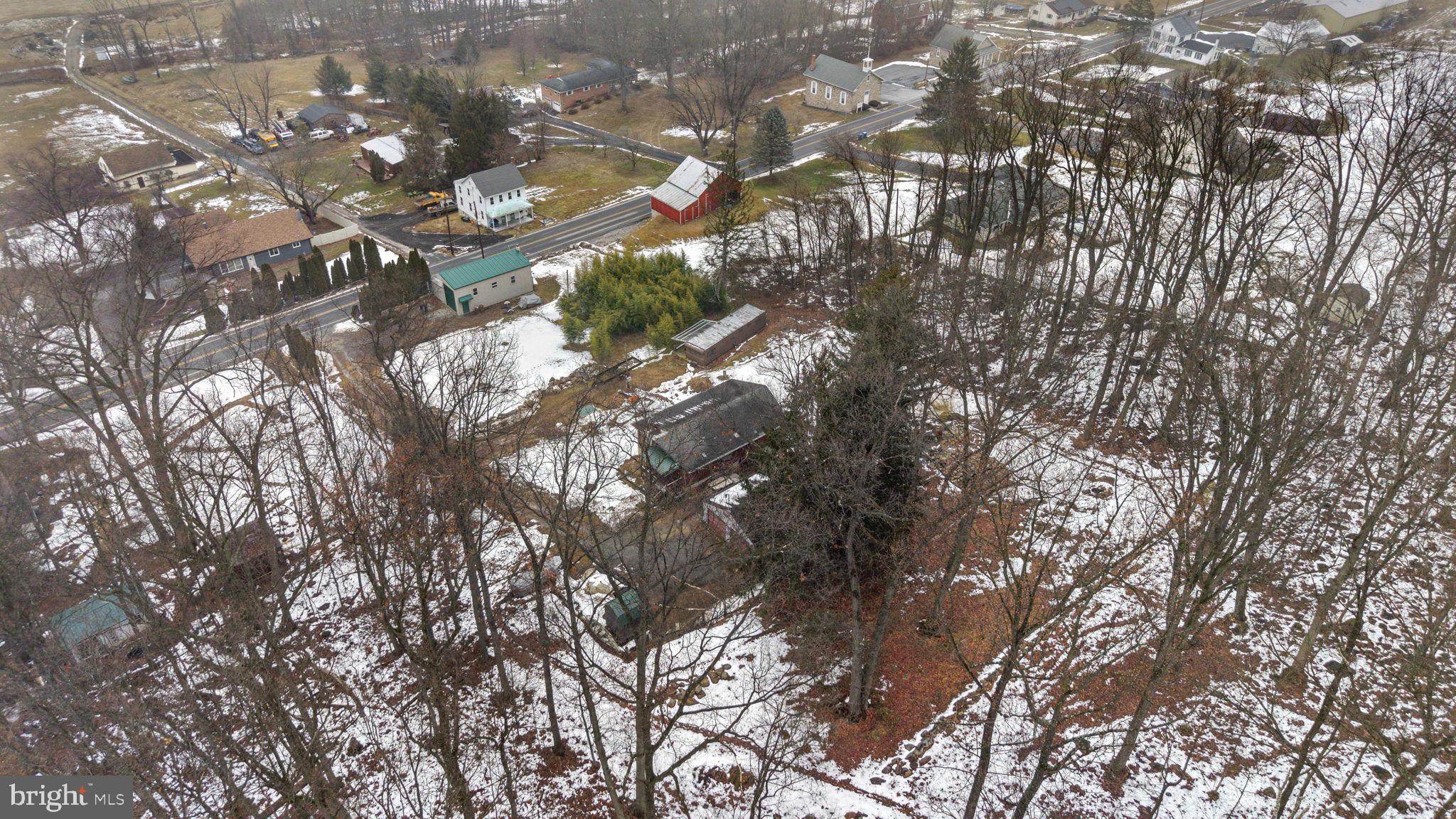 4460 Druck Valley Road York, PA 17406 - Photo 7 of 38