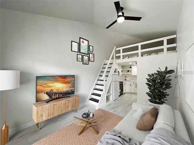 $1,300 | 1600 Pasadena Drive, Unit A, Dunedin, FL 34698