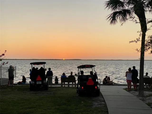 $1,300 | 1600 Pasadena Drive, Unit A, Dunedin, FL 34698