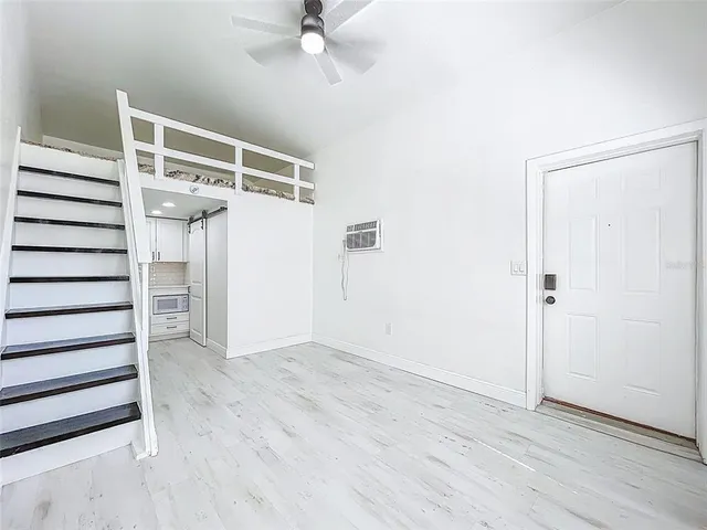 $1,300 | 1600 Pasadena Drive, Unit A, Dunedin, FL 34698