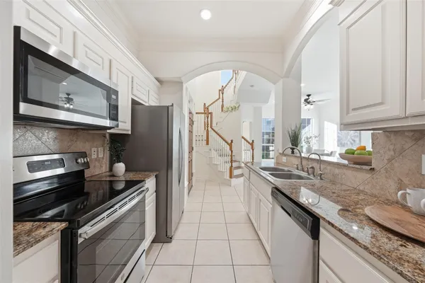 $1,850 | 2838 Misty Heath Lane, Houston, TX 77082