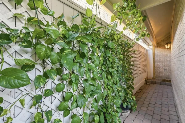 $1,850 | 2838 Misty Heath Lane, Houston, TX 77082