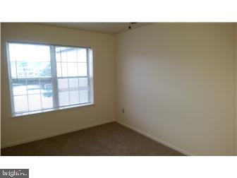 1007 Waters Edge Drive Newark, DE 19702 - Photo 10 of 15