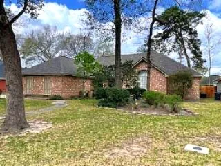 $299,000 | 18 Windsor Drive, Conroe, TX 77304