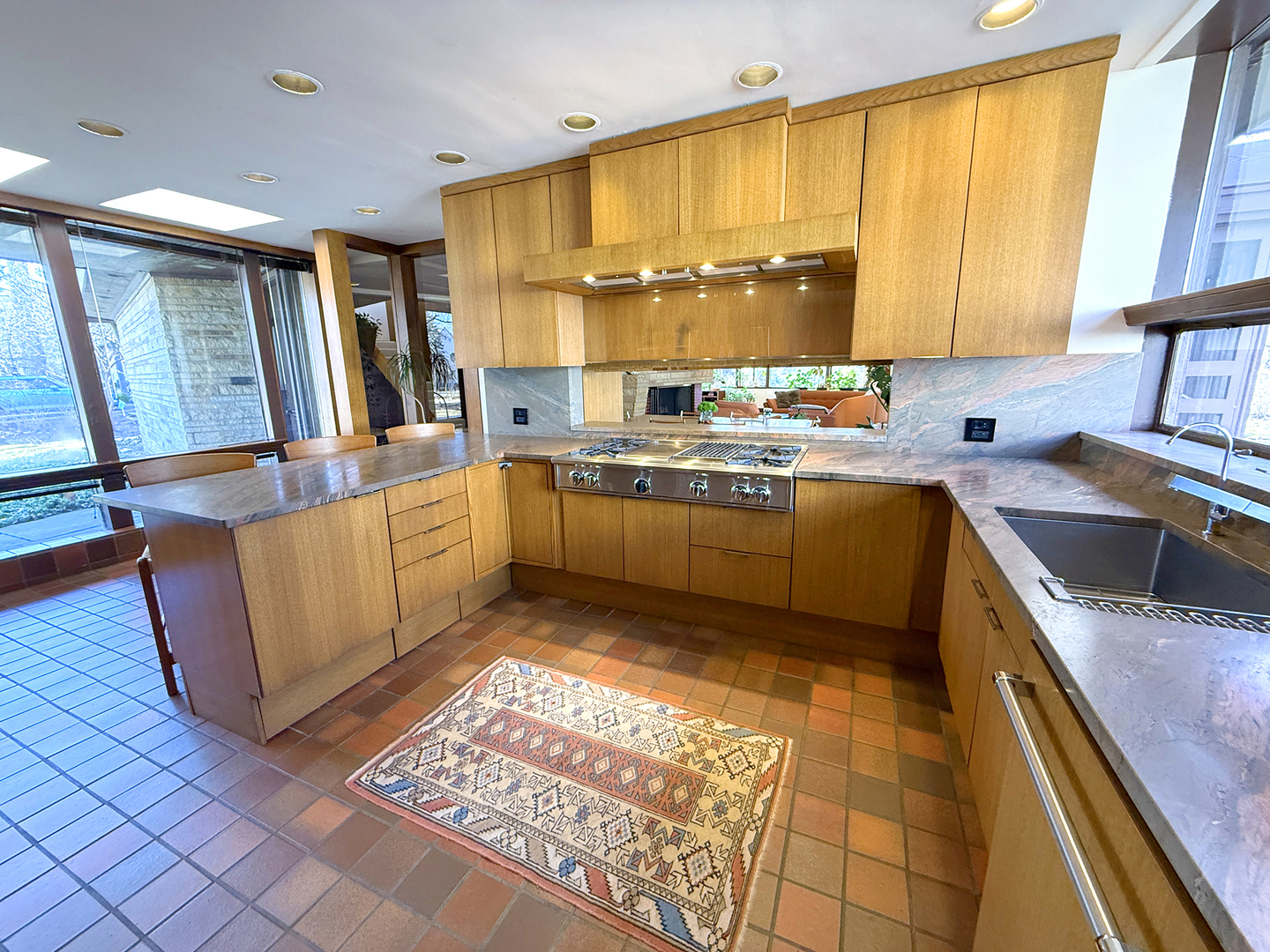 94 Oakmont Road Highland Park, IL 60035 - Photo 11 of 25