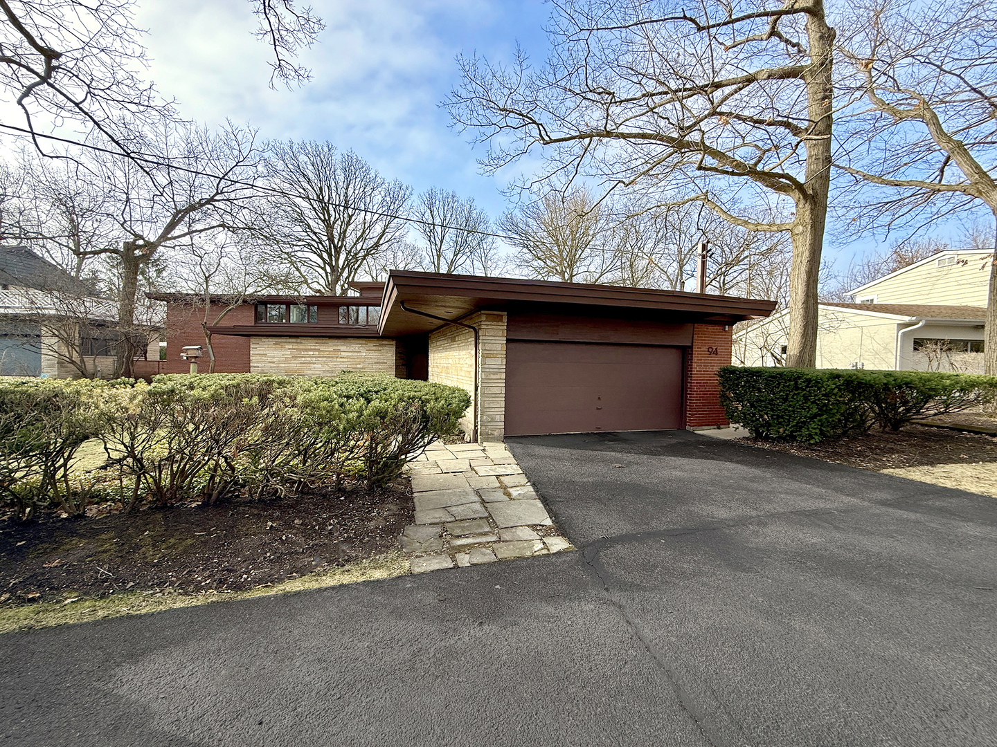 94 Oakmont Road Highland Park, IL 60035 - Photo 2 of 25