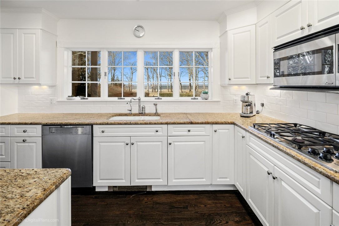 387 Washington Road Barrington, RI 02806 - Photo 16 of 50