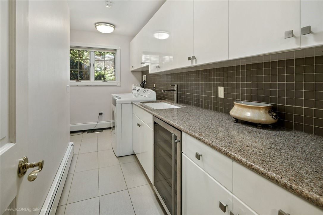 387 Washington Road Barrington, RI 02806 - Photo 19 of 50