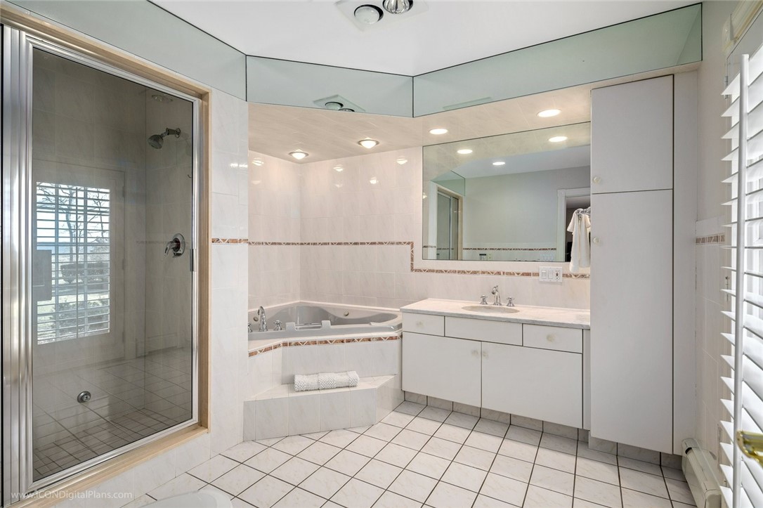 387 Washington Road Barrington, RI 02806 - Photo 23 of 50
