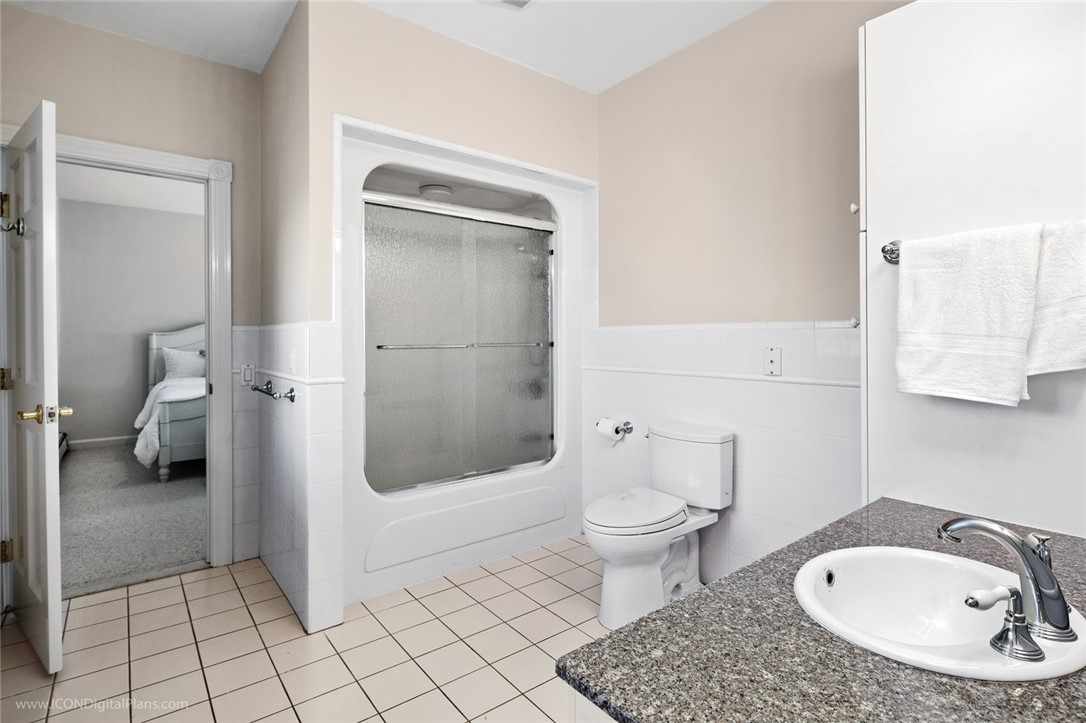 387 Washington Road Barrington, RI 02806 - Photo 38 of 50