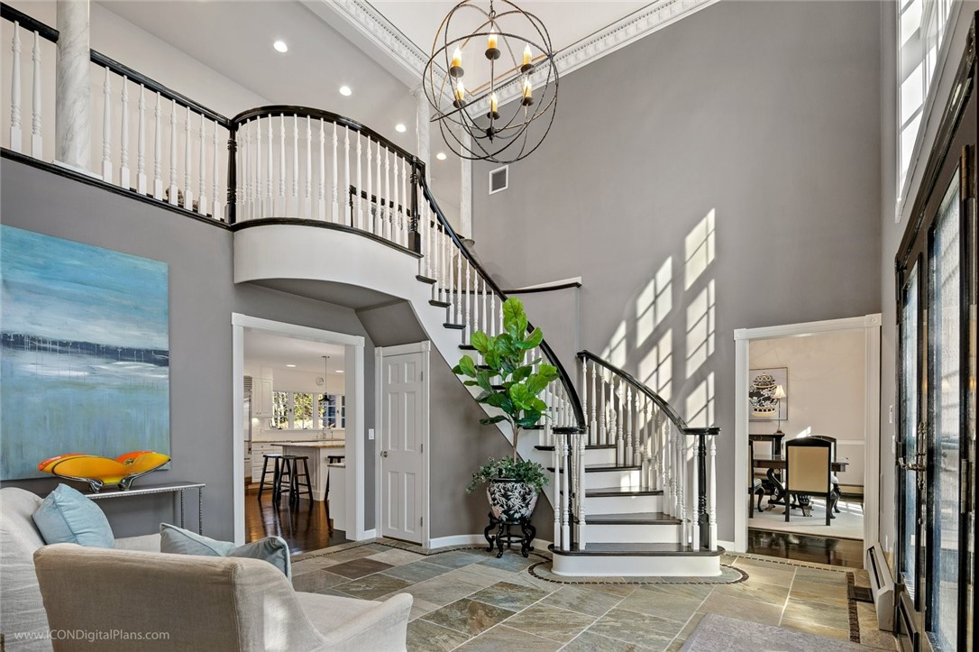 387 Washington Road Barrington, RI 02806 - Photo 4 of 50