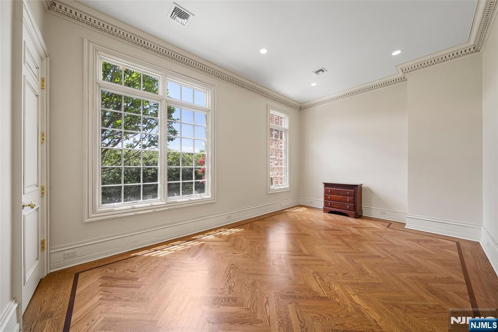 11 Margo Way Alpine, NJ 07620 - Photo 33 of 48