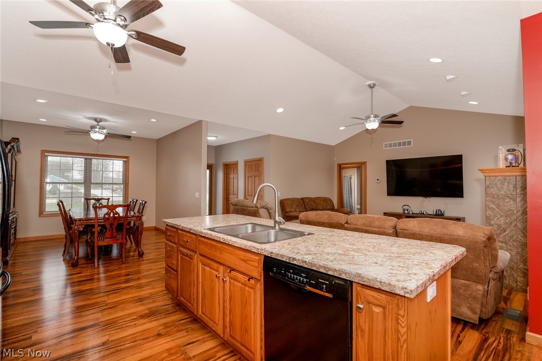 4039 Greenwich Road Barberton, OH 44203 - Photo 8 of 35