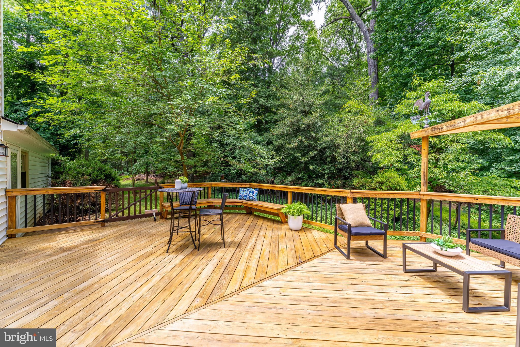 11488 Bingham Terrace Reston, VA 20191 - Photo 33 of 59