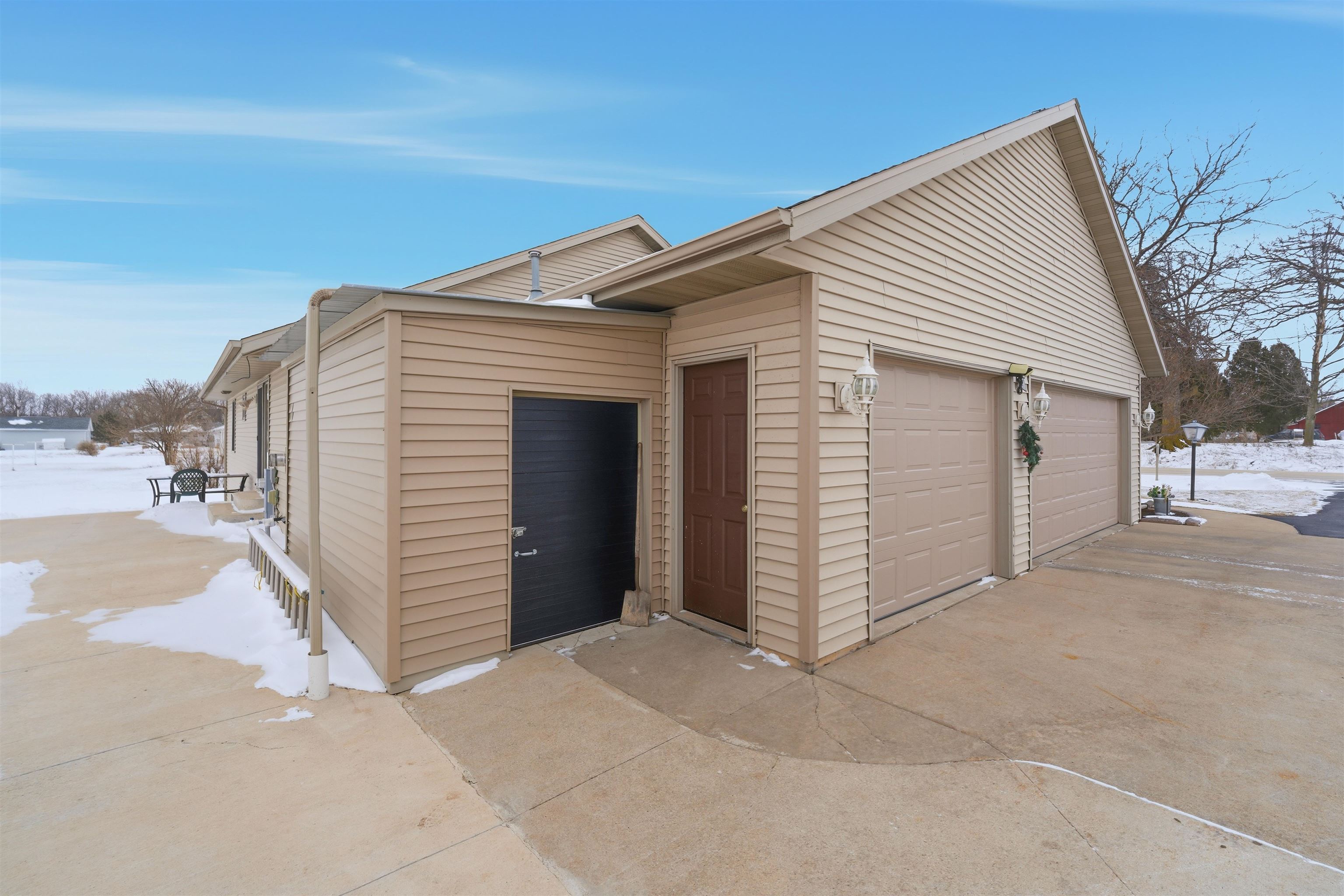 1150 West Lake Street Chilton, WI 53014 - Photo 30 of 38