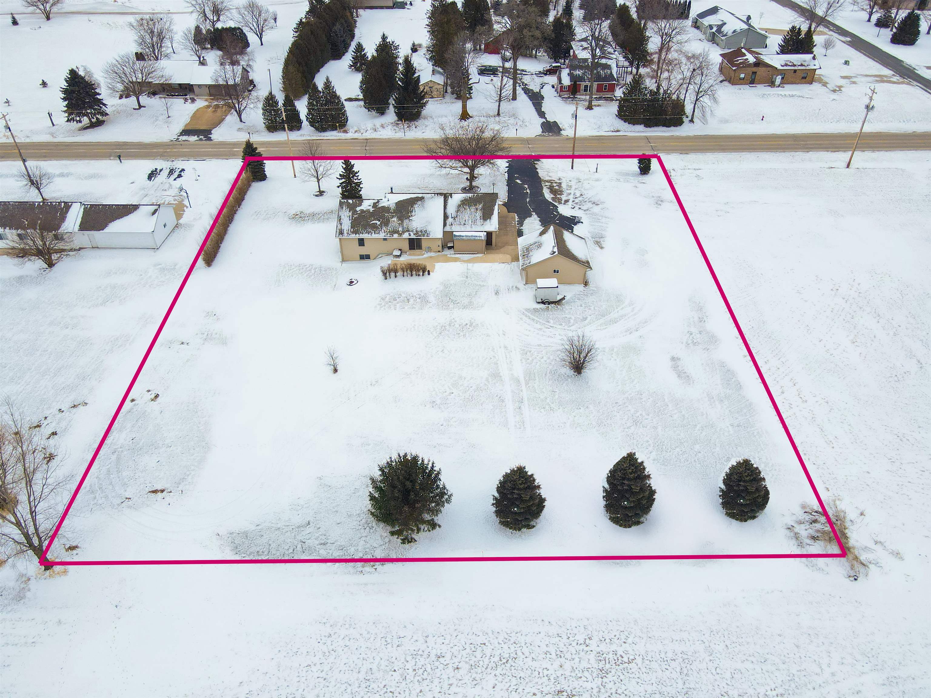 1150 West Lake Street Hilbert, WI 54129 - Photo 34 of 36