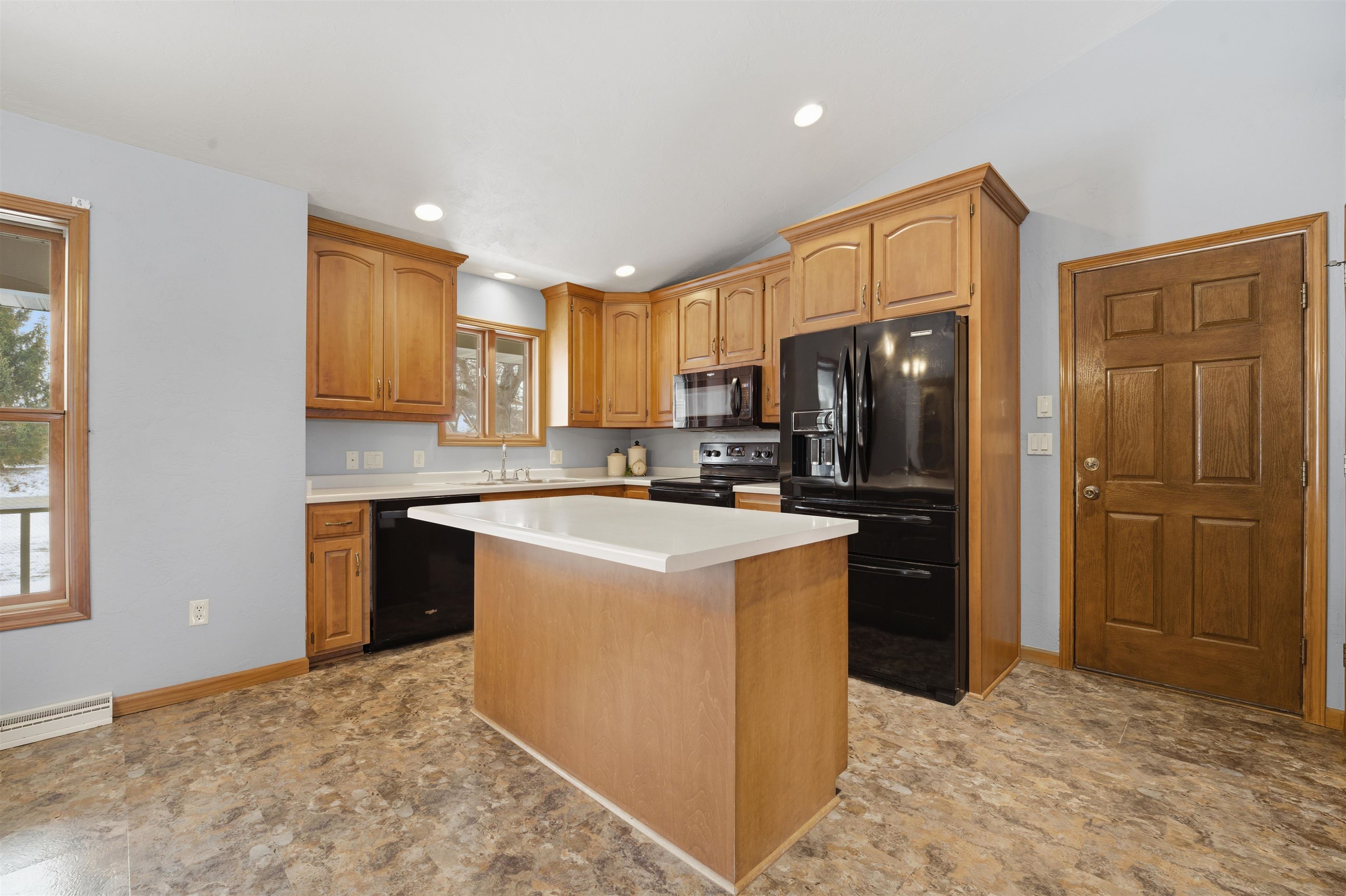 1150 West Lake Street Chilton, WI 53014 - Photo 10 of 38