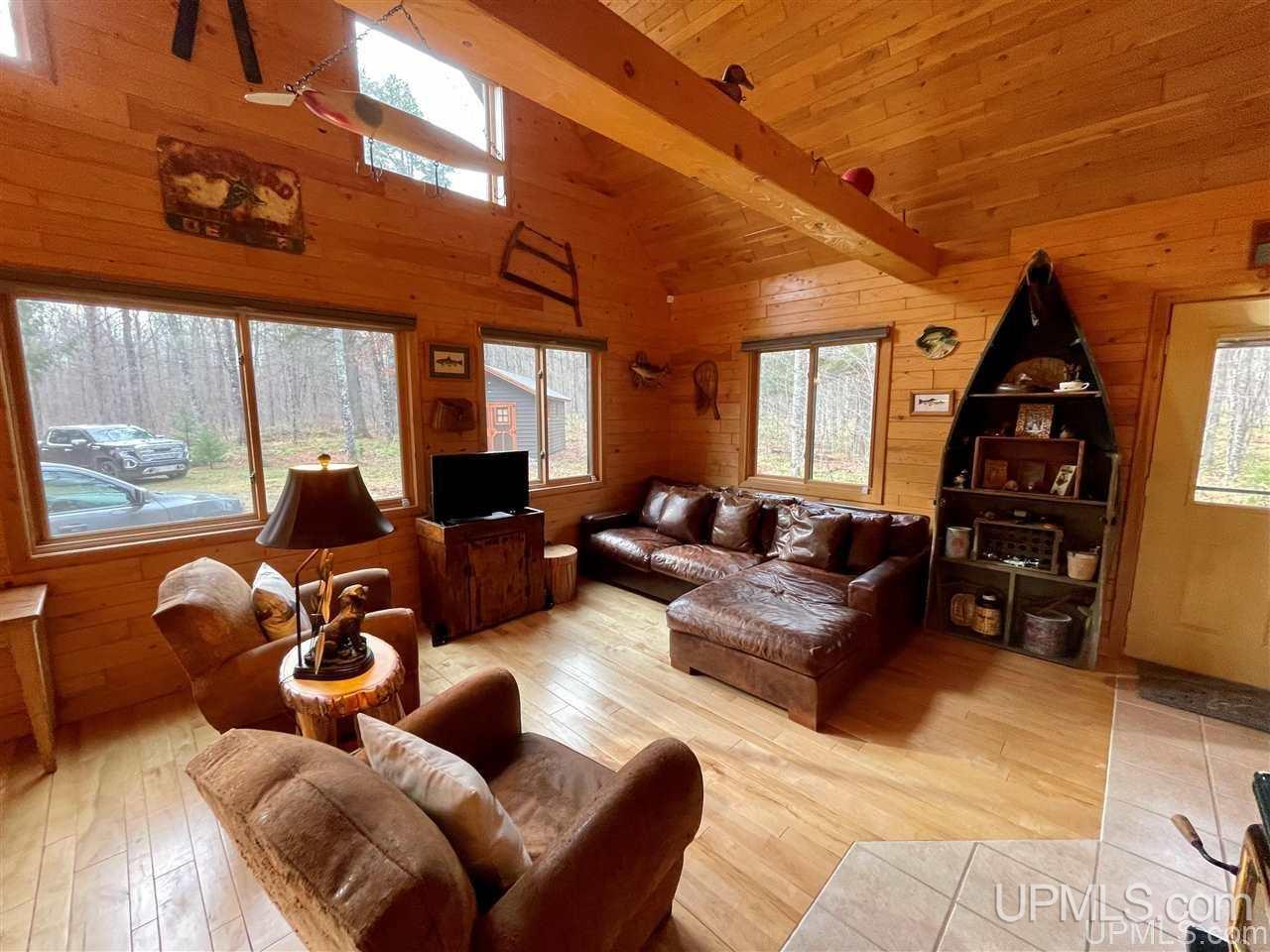 377 University Road Iron River, MI 49935 - Photo 8 of 30 Gallery Image 8