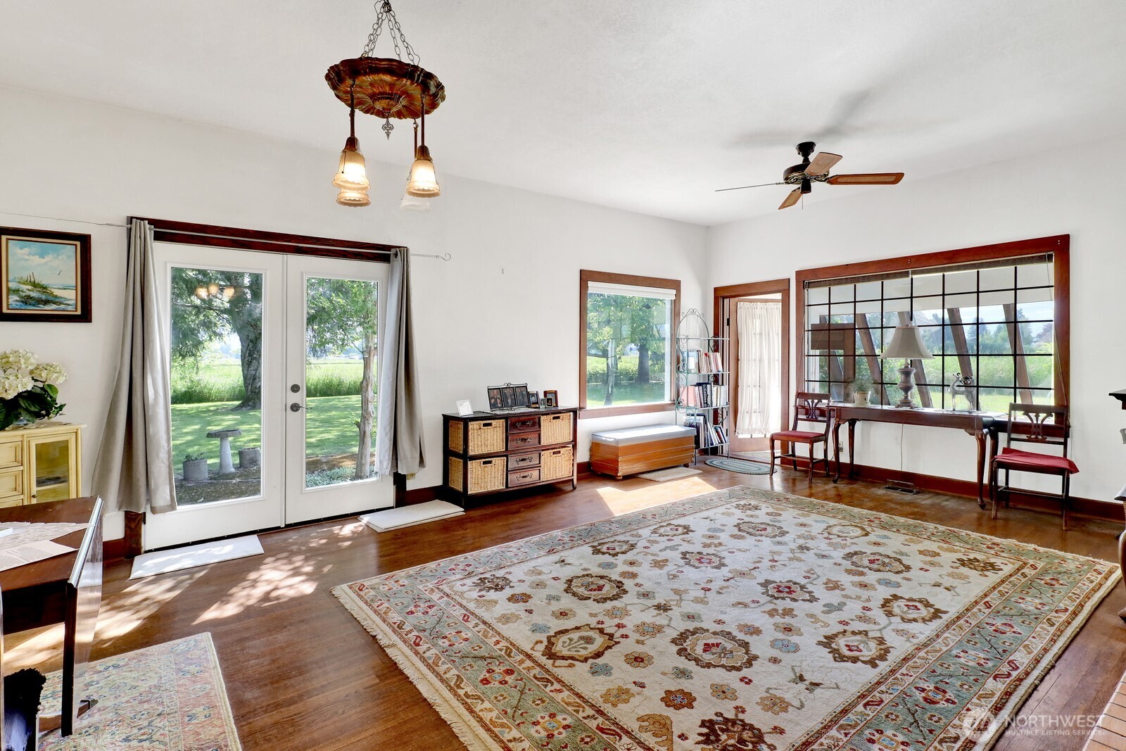 8172 Van Buren Road Everson, WA 98247 - Photo 4 of 33 a living room with furniture and a window