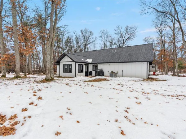 $374,900 | 29712 Aspen Lane, Breezy Point, MN 56472