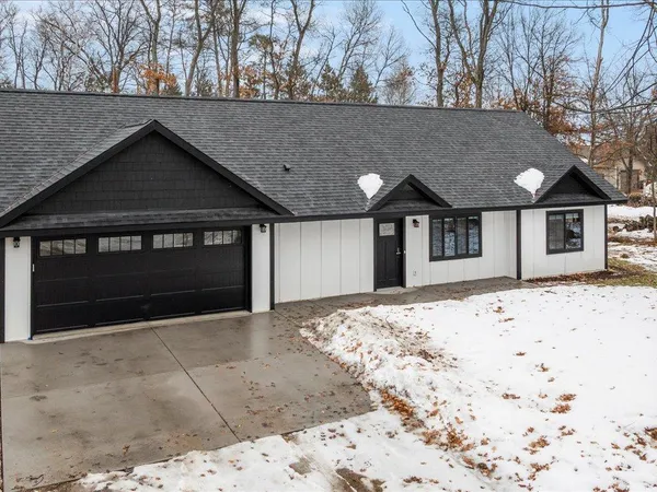 $374,900 | 29712 Aspen Lane, Breezy Point, MN 56472