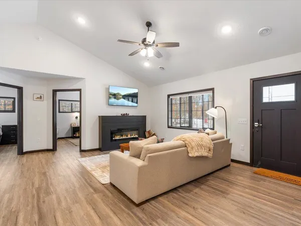 $374,900 | 29712 Aspen Lane, Breezy Point, MN 56472