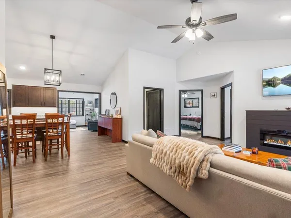 $374,900 | 29712 Aspen Lane, Breezy Point, MN 56472