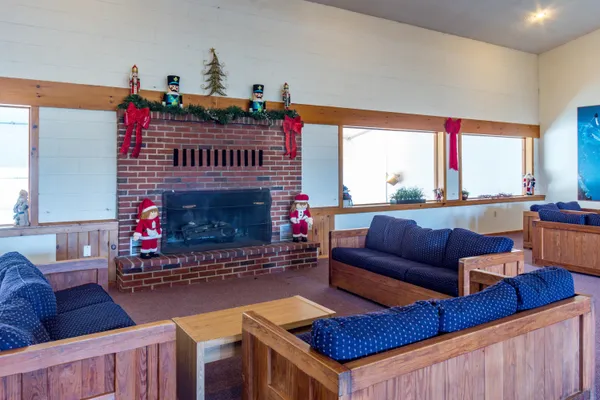 $289,000 | 8 Cascades Drive, Unit B14, Newry, ME 04261