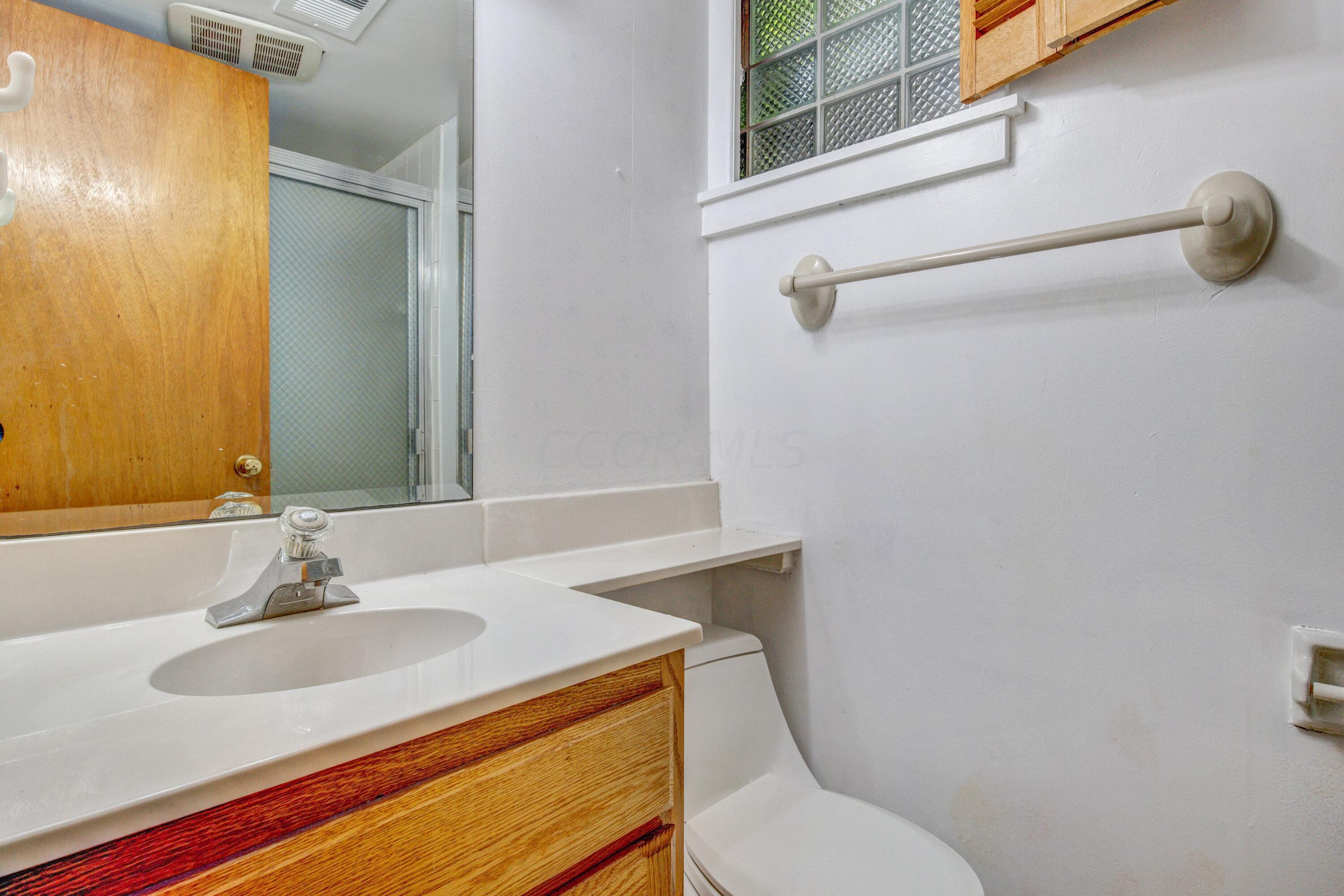 3536 Leighton Road Columbus, OH 43221 - Photo 25 of 27 Basement Full Bath