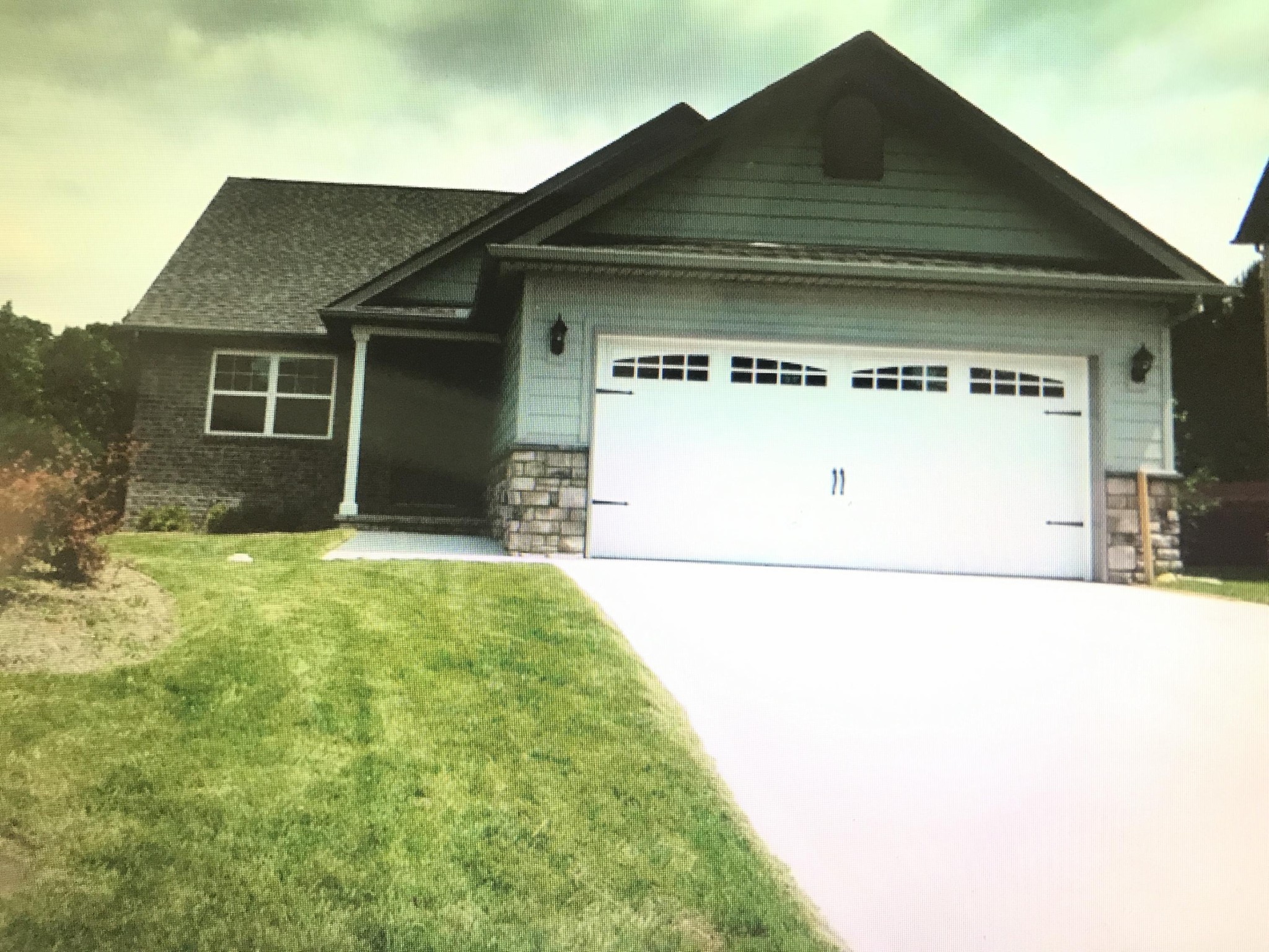 161 Crossroads Boulevard Oak Ridge, TN 37830 - Photo 1 of 19 Gallery Image 1