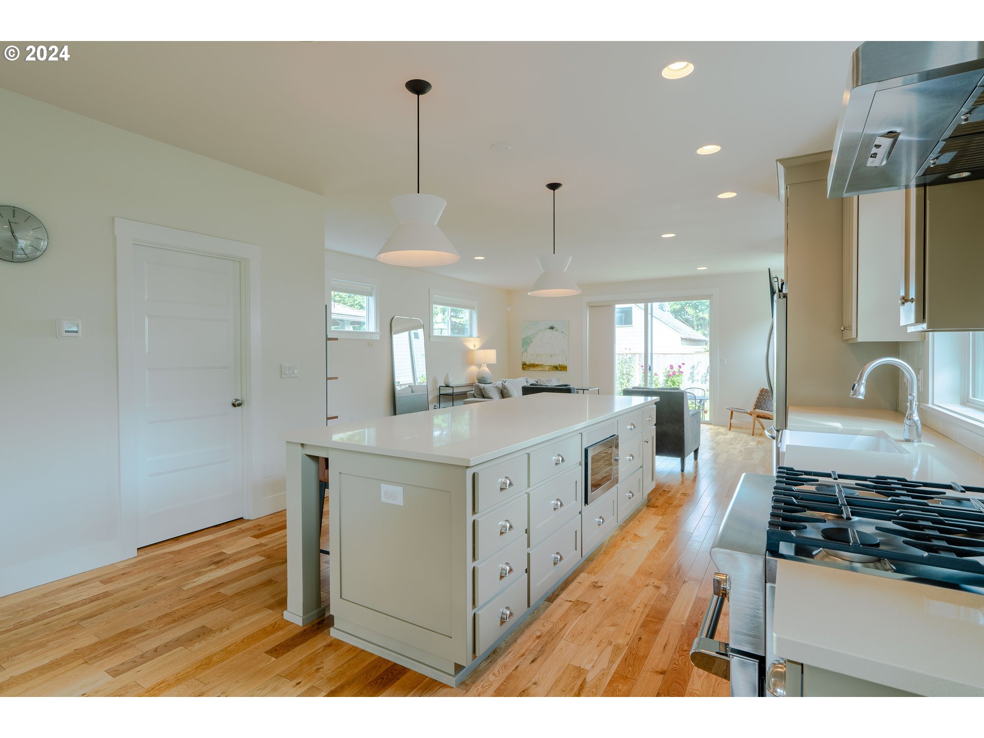 4455 Southeast Bybee Boulevard Portland, OR 97206 - Photo 13 of 42