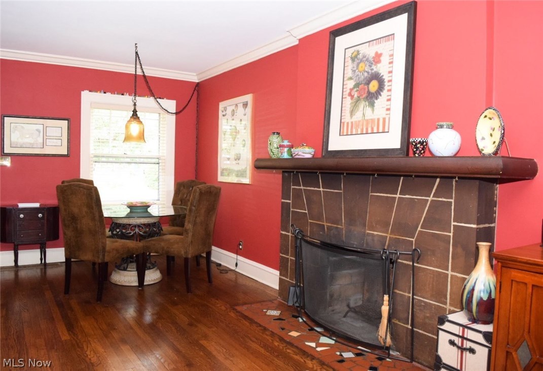 2393 Rinard Road Cleveland, OH 44118 - Photo 4 of 29 Gallery Image 4